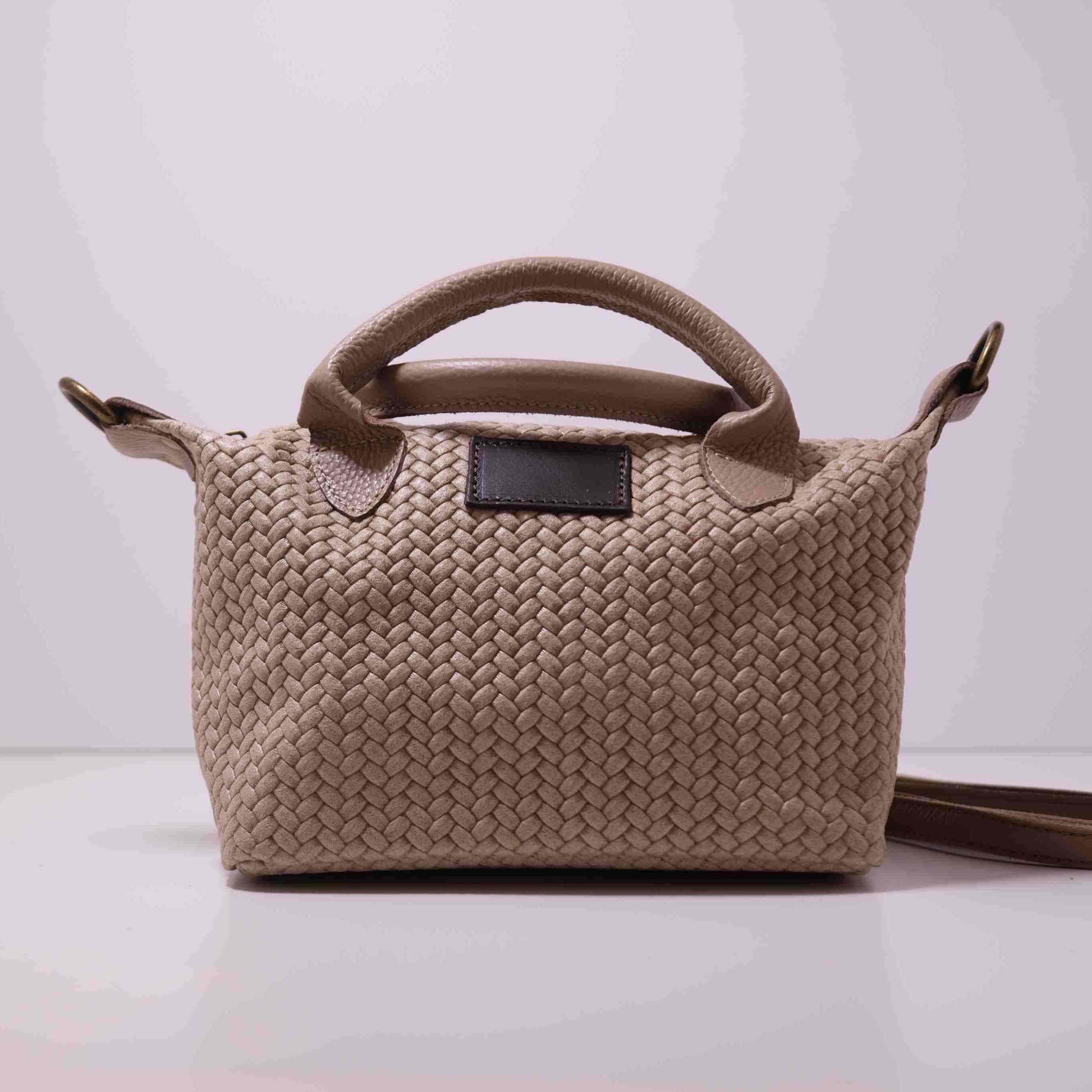 Bolso Artesanal Trenzado de Cuero
