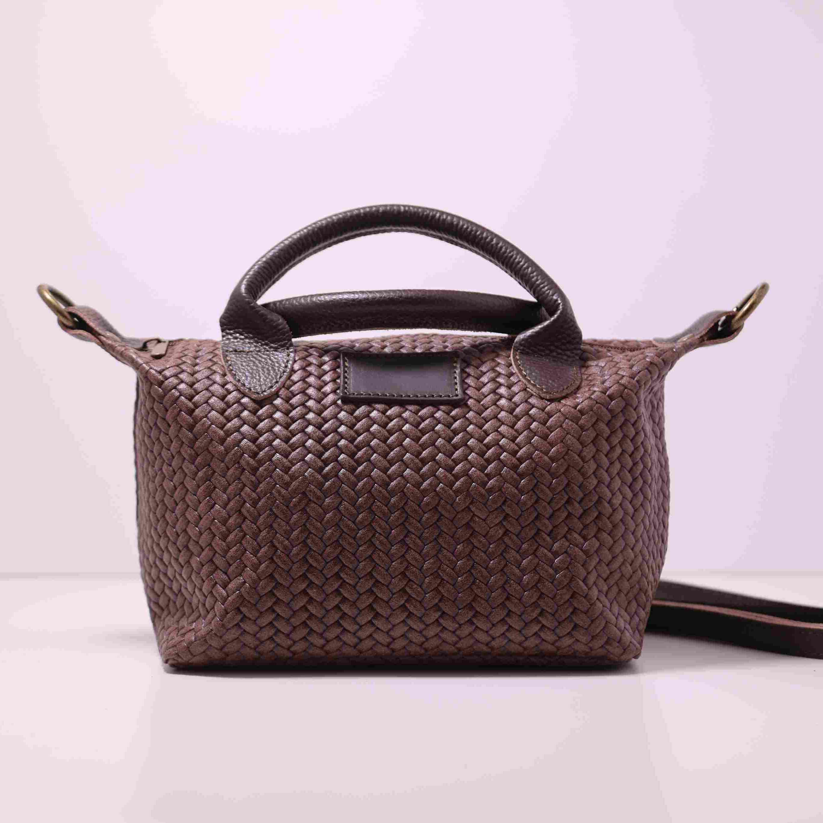 Bolso Artesanal Trenzado de Cuero