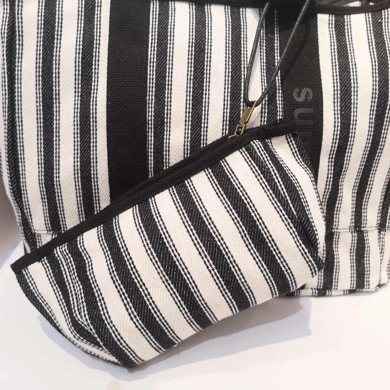 Bolso Tote de Lona con Neceser a Juego