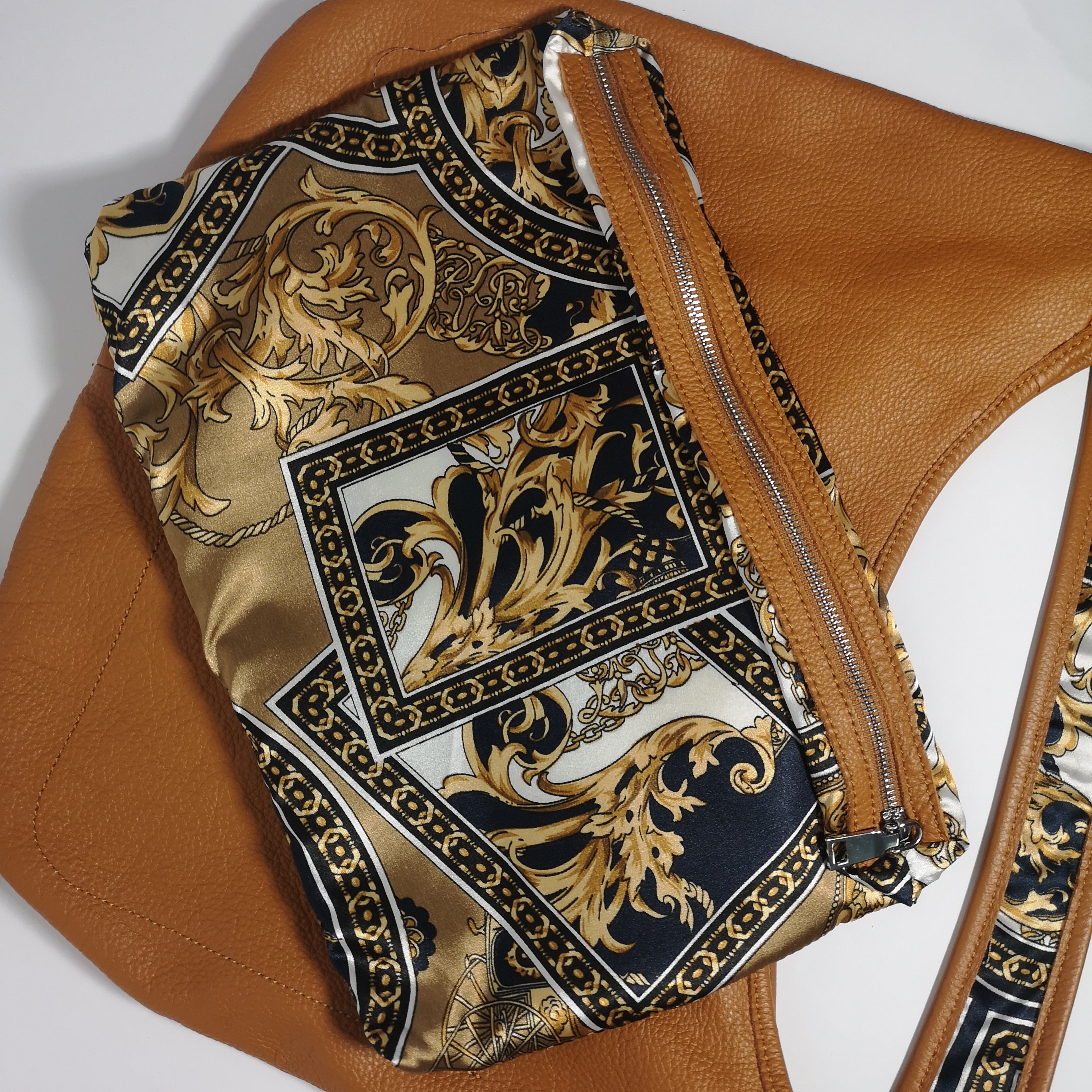 Bolso Hobo Reversible de Piel Genuina con Neceser Interior para Mujer